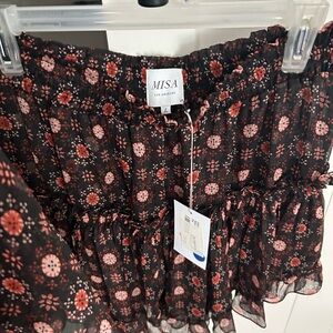 Beautiful MISA set,size Lg.New